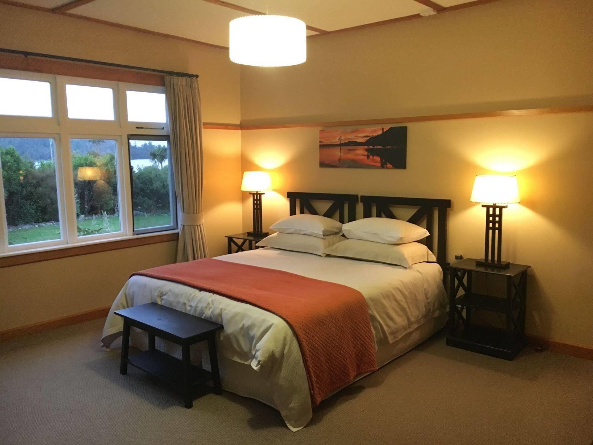 Lake Brunner Eco Lodge モアナ エクステリア 写真